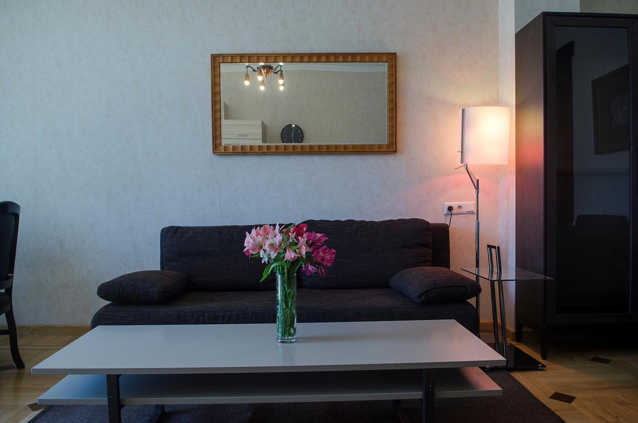 Tiflislux Apartment - Old City Philarmonic Eksteriør bilde